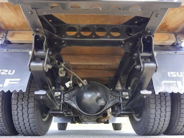 ISUZU ELF 2018