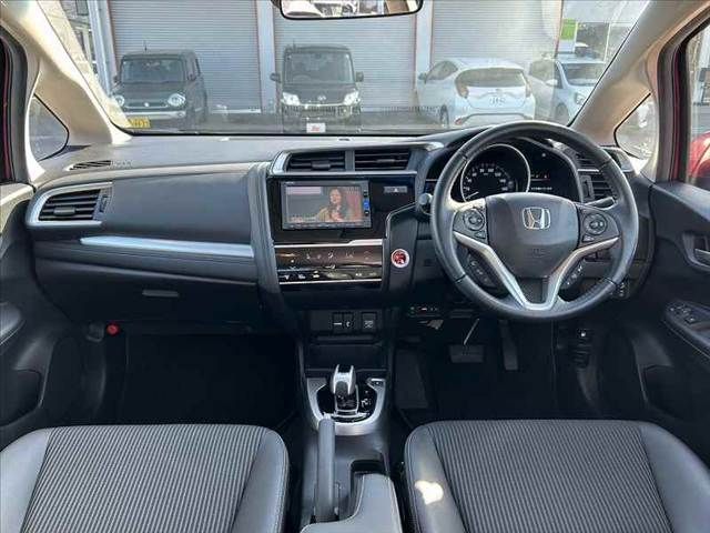 HONDA FIT HYBRID 2017