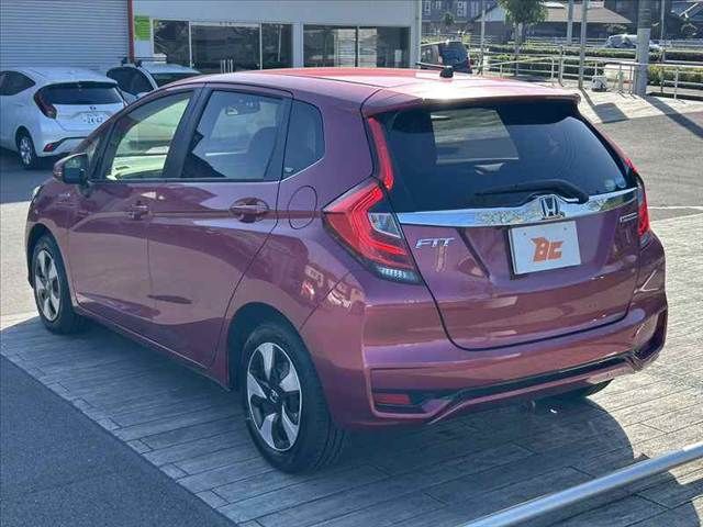 HONDA FIT HYBRID 2017
