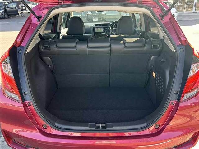 HONDA FIT HYBRID 2017