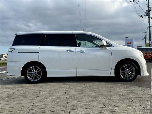 NISSAN ELGRAND 2011