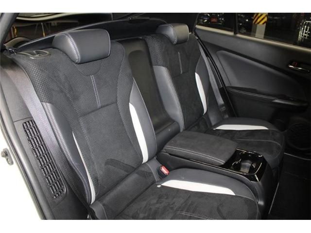 TOYOTA PRIUS PHV 2018