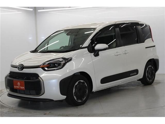 TOYOTA SIENTA HYBRID 2022