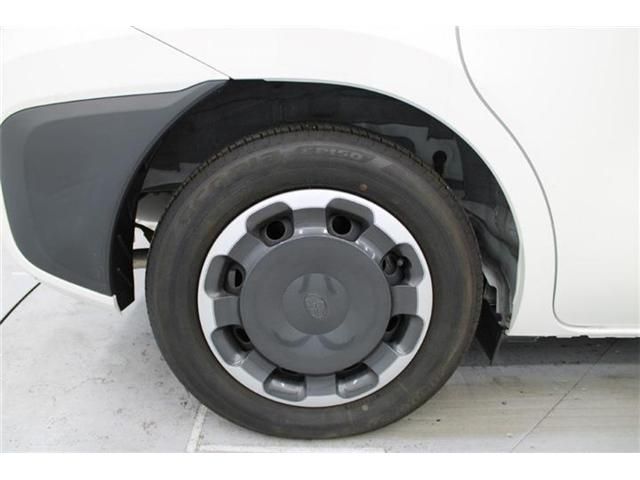 TOYOTA SIENTA HYBRID 2022