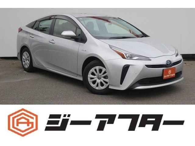 TOYOTA PRIUS 2019