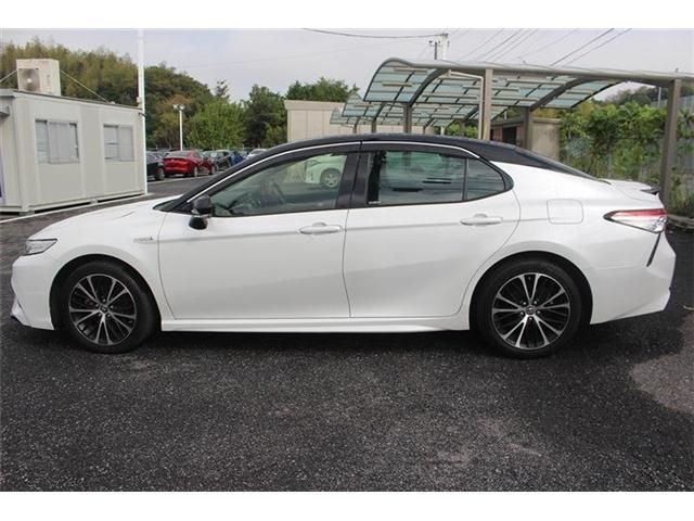 TOYOTA CAMRY HYBRID 2019