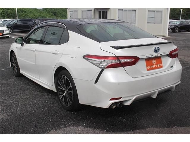 TOYOTA CAMRY HYBRID 2019