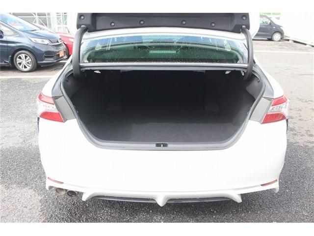 TOYOTA CAMRY HYBRID 2019