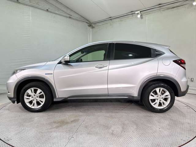 HONDA VEZEL HYBRID 2015