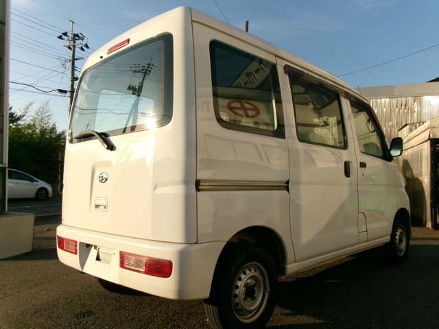 DAIHATSU HIJET CARGO 4WD 2017