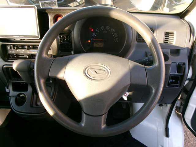 DAIHATSU HIJET CARGO 4WD 2017