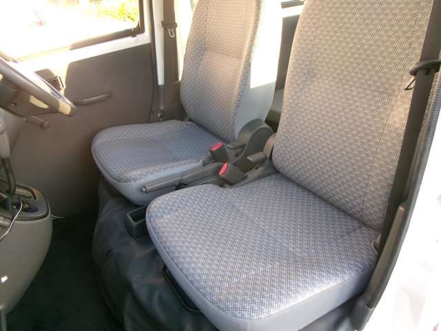 DAIHATSU HIJET CARGO 4WD 2017