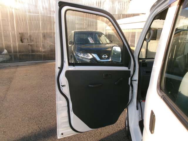 DAIHATSU HIJET CARGO 4WD 2017