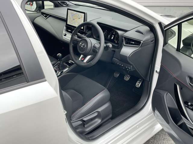 TOYOTA GR COROLLA 2024