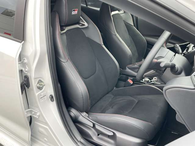 TOYOTA GR COROLLA 2024