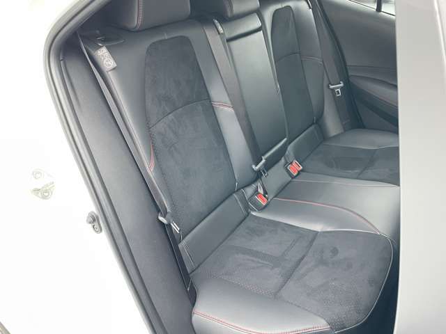 TOYOTA GR COROLLA 2024