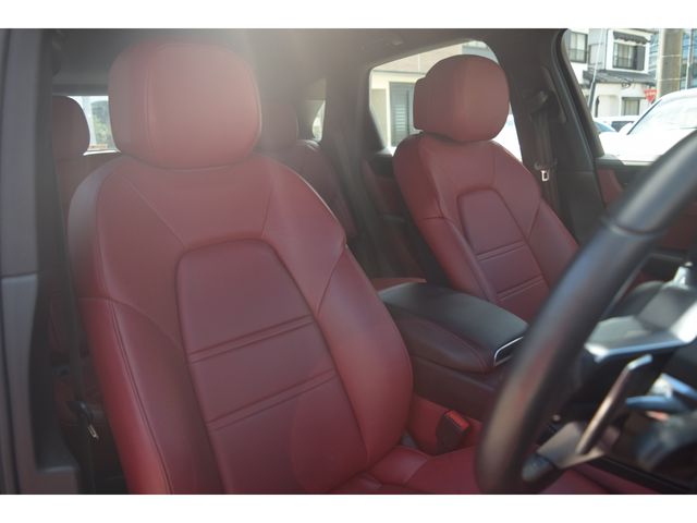 PORSCHE PORSCHE Cayenne 2018