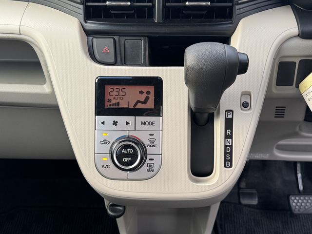 DAIHATSU MOVE 4WD 2015