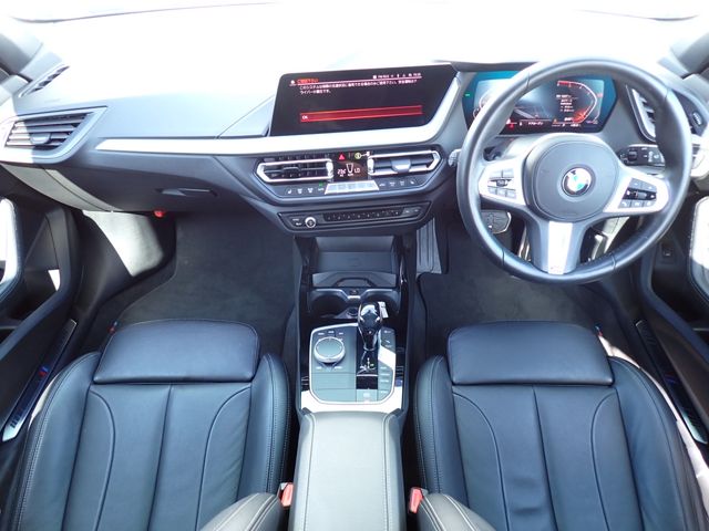 BMW BMW 1series 2021