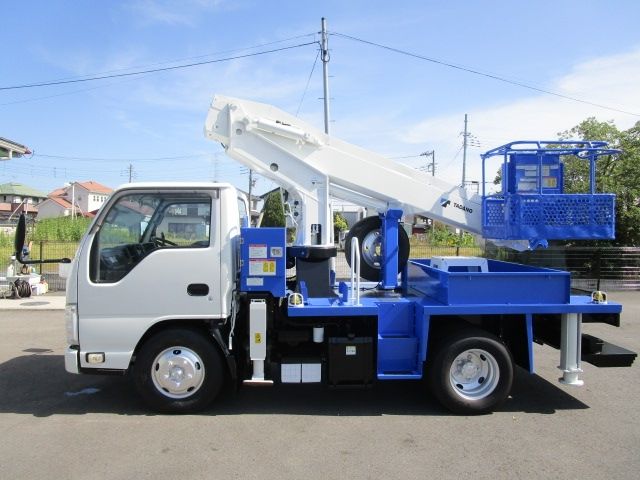 ISUZU ELF 2014