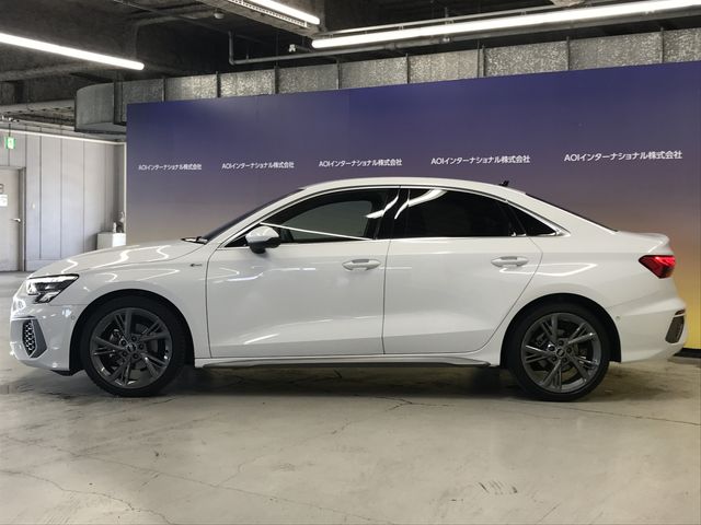 AUDI AUDI A3 Sedan 2022