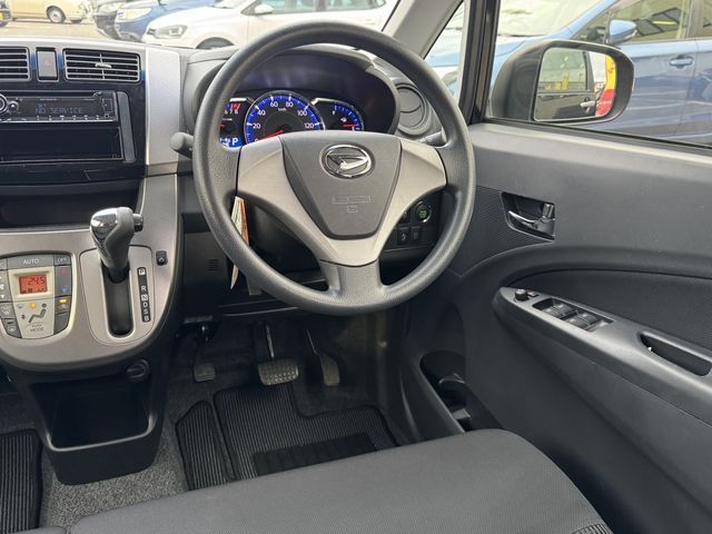 DAIHATSU MOVE CUSTOM 4WD 2013