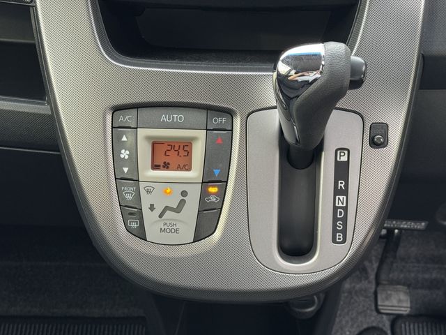 DAIHATSU MOVE CUSTOM 4WD 2013