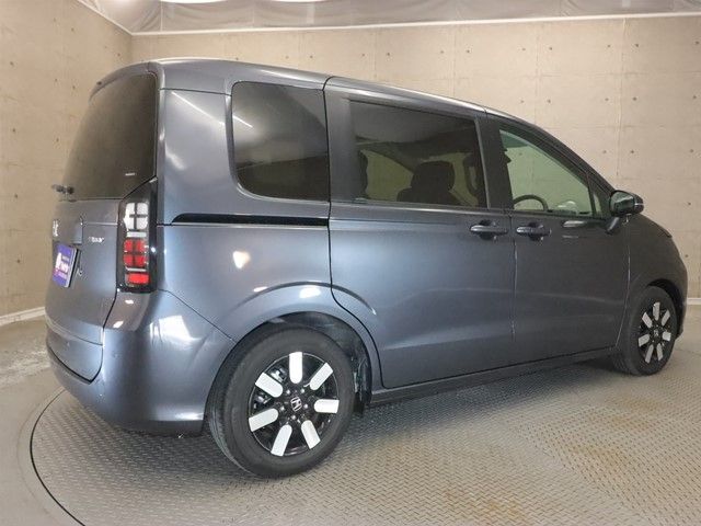 HONDA FREED e:HEV 2025