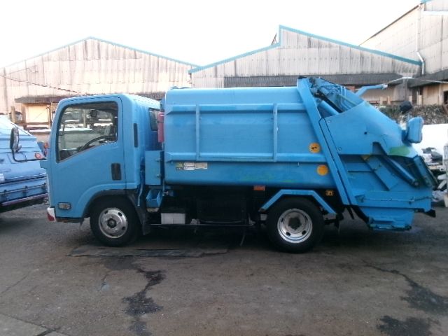 ISUZU ELF 2010