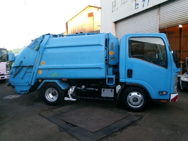 ISUZU ELF 2010