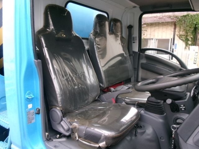 ISUZU ELF 2010