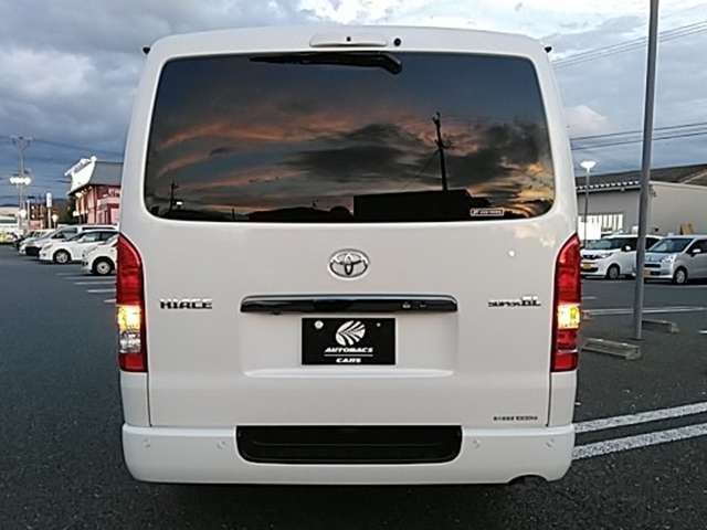 TOYOTA HIACE van 4WD 2025