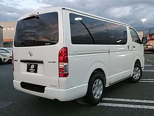 TOYOTA HIACE van 4WD 2025