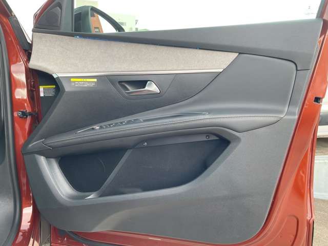 PEUGEOT PEUGEOT 5008 2022