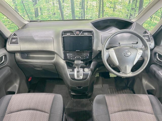 NISSAN SERENA  S-HYBRID 2013