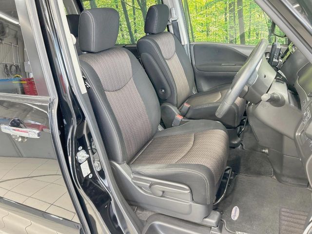 NISSAN SERENA  S-HYBRID 2013