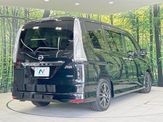 NISSAN SERENA  S-HYBRID 2013