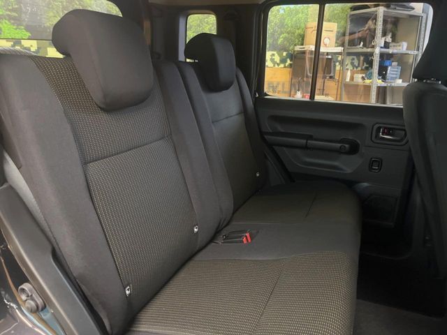 SUZUKI JIMNY NOMADE 2025