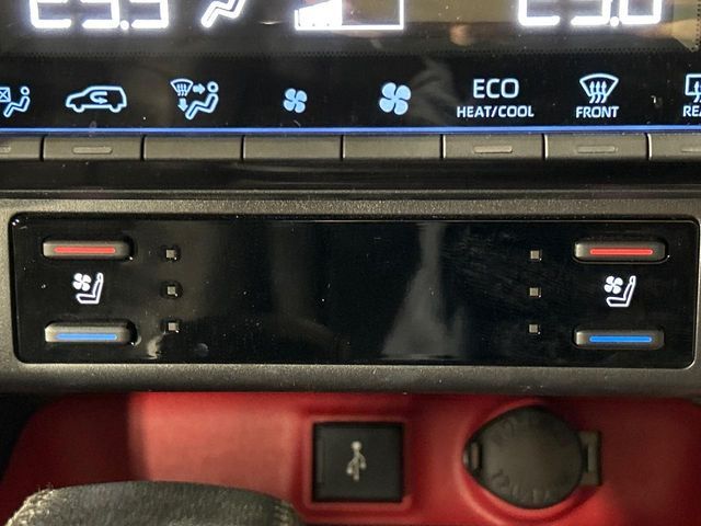 TOYOTA RAV4 4WD 2021