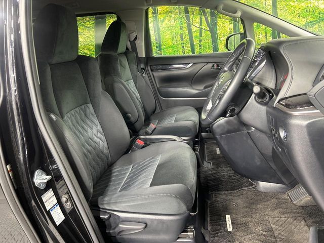 TOYOTA ALPHARD 4WD 2020