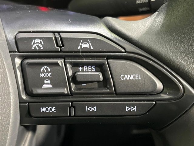 TOYOTA SIENTA HYBRID 2023