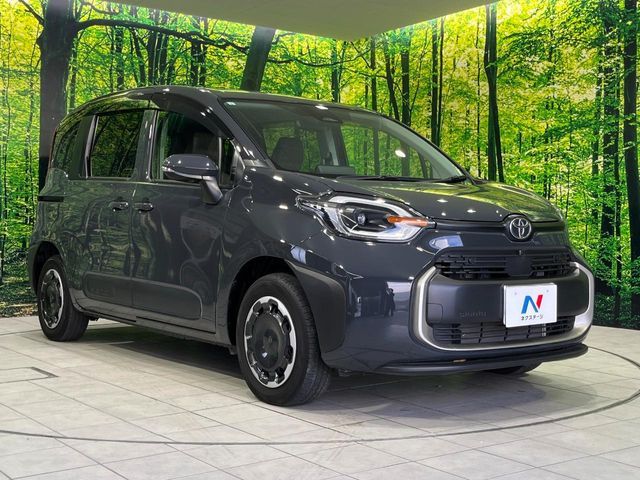 TOYOTA SIENTA HYBRID 2023