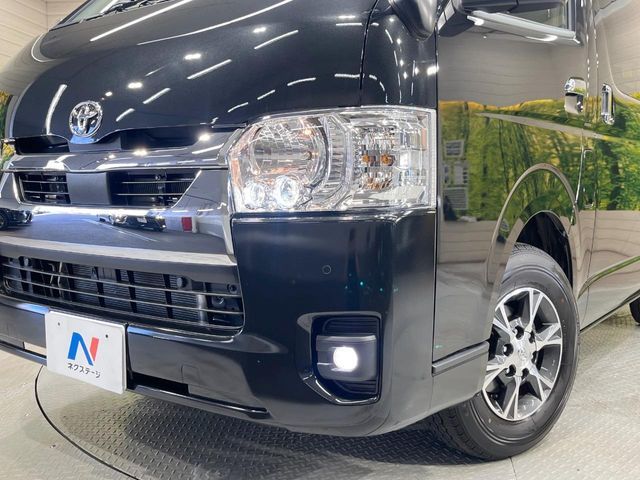 TOYOTA HIACE van 2WD 2025