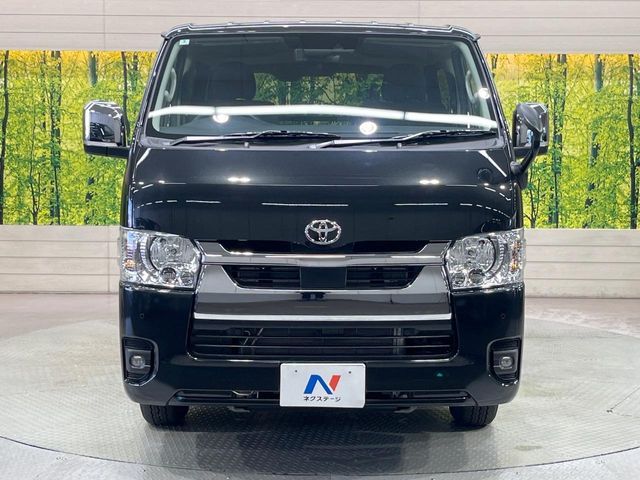 TOYOTA HIACE van 2WD 2025