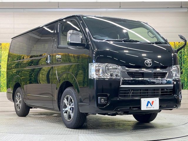 TOYOTA HIACE van 2WD 2025