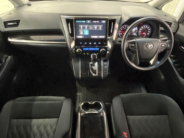 TOYOTA VELLFIRE 2018