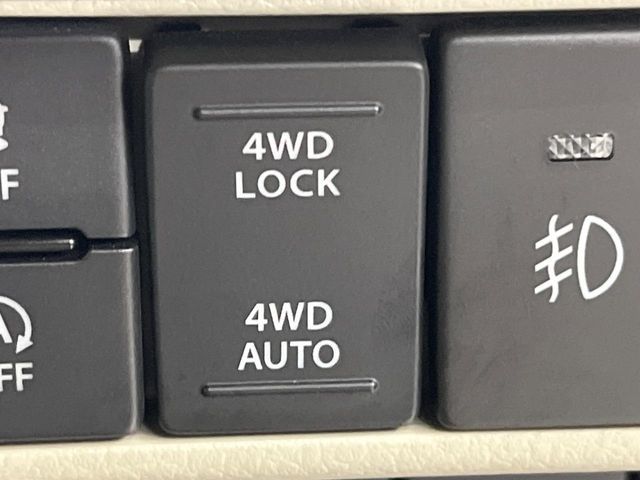 MITSUBISHI TOWNBOX 4WD 2024