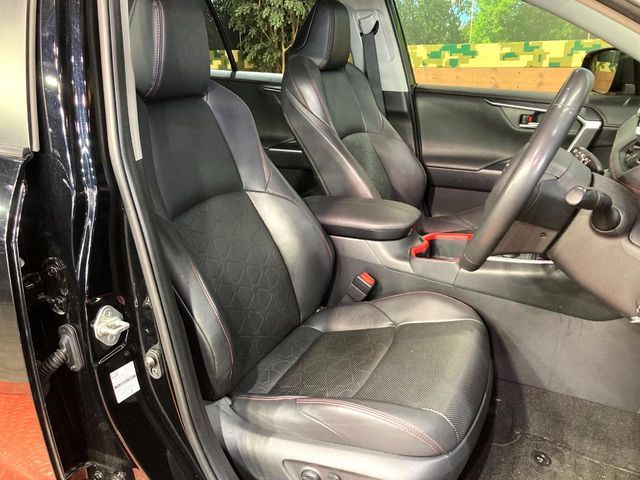 TOYOTA RAV4 4WD 2023