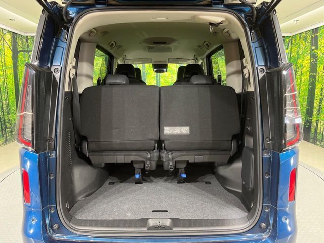 NISSAN SERENA  WG 2023