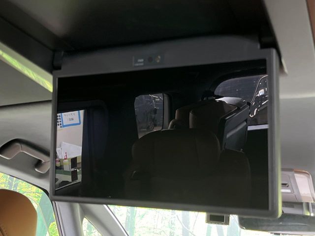 TOYOTA VELLFIRE  HYBRID 2023